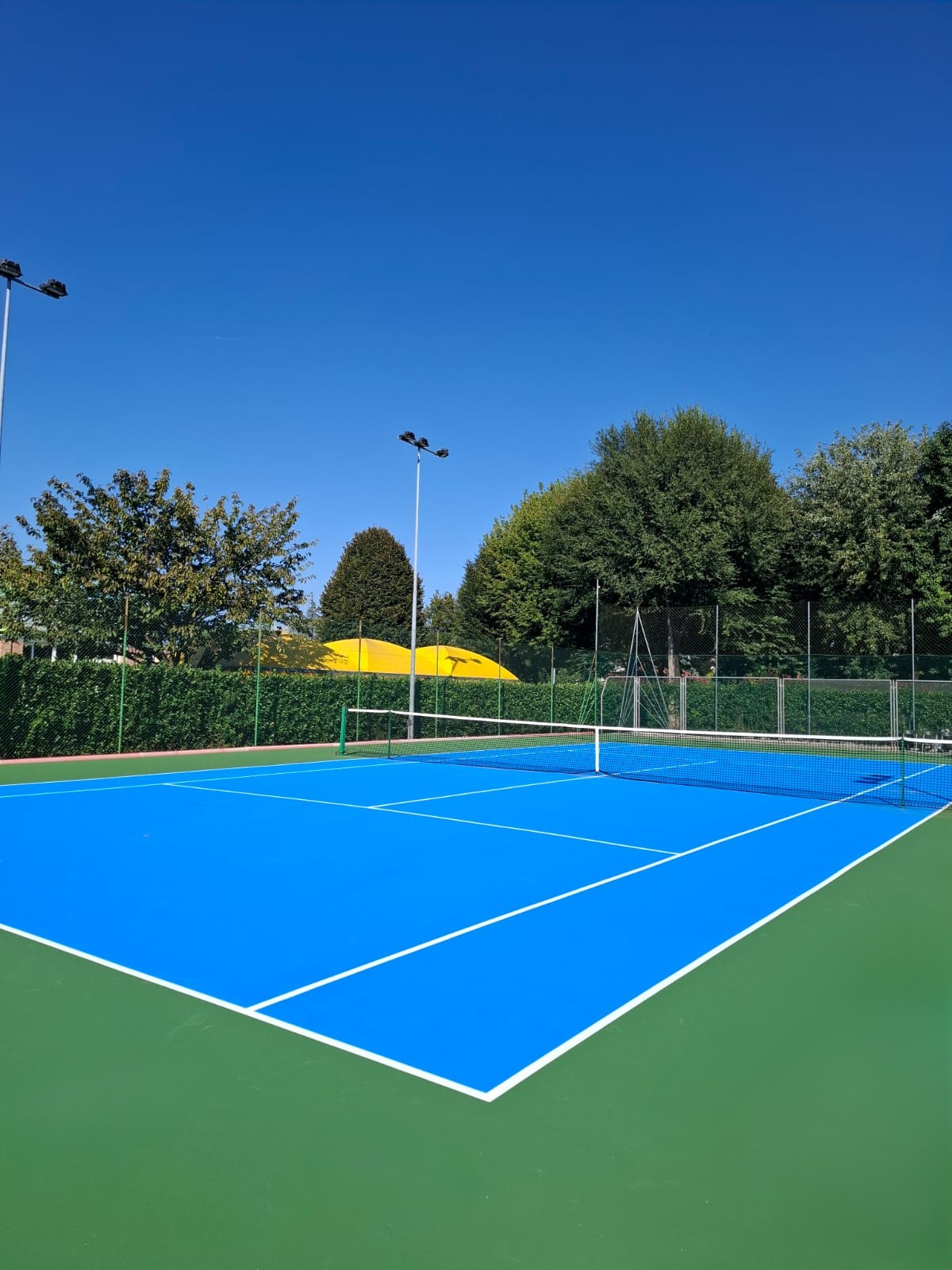 Campo in resina acrilica