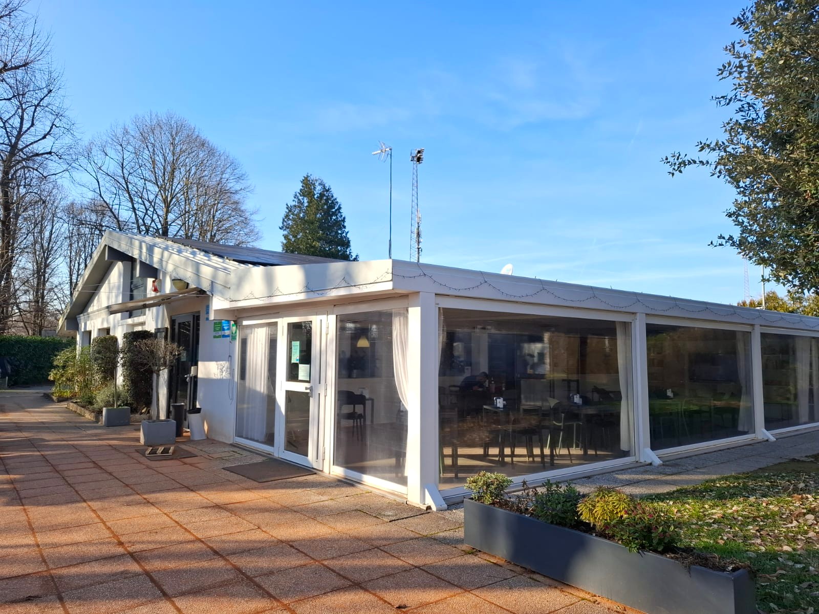 Club house — esterno invernale